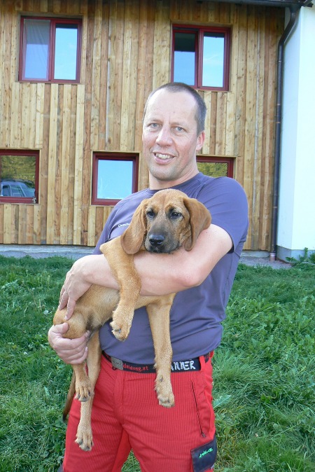 Dieter mit seine jungen "Luka".